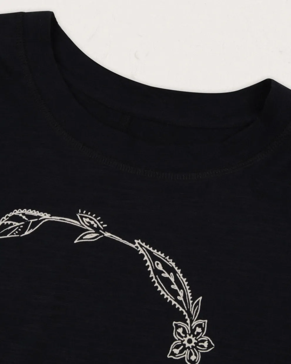 Daisy Chain Recycled Cotton LS T-Shirt
