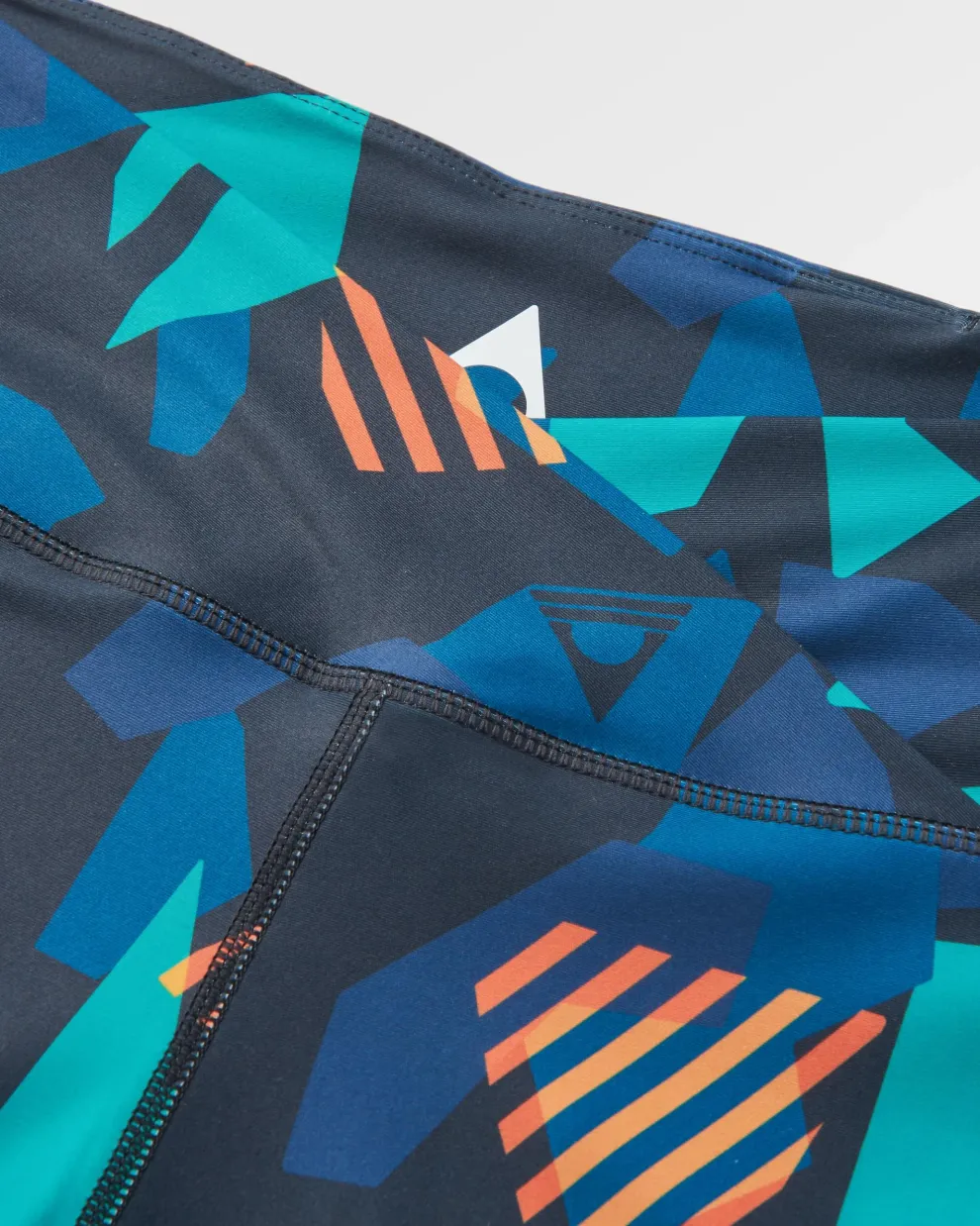 Fresh Air 2.0 Recycled Leggings