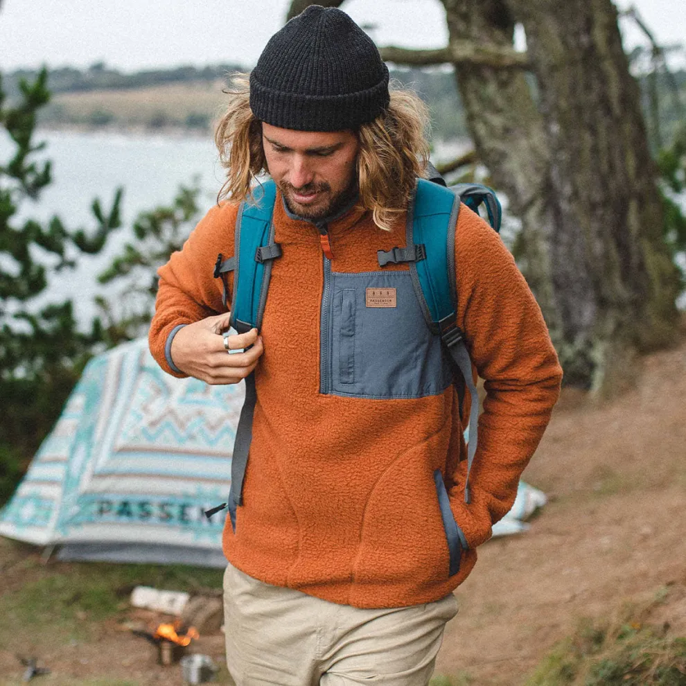 Offgrid 1/4 Zip Recycled Sherpa Fleece